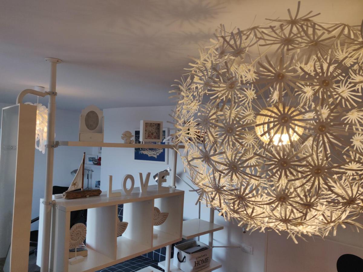 Apartament A Bright Hideaway *