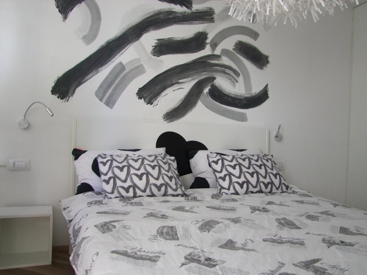 Apartament A Bright Hideaway *