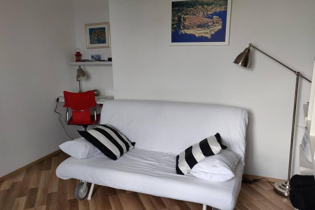 A Bright Hideaway Apartament Dubrownik
